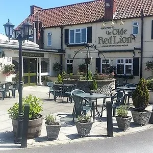 Ye Olde Red Lion Hotel